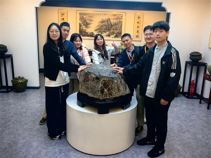 热情接待了一波来自西安电子科技大学在红色照金干部培训学院培训学员